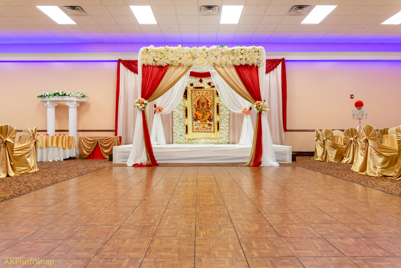 Mounika  Santosh Wedd 2020-02-16-07h15m33(1).jpg
