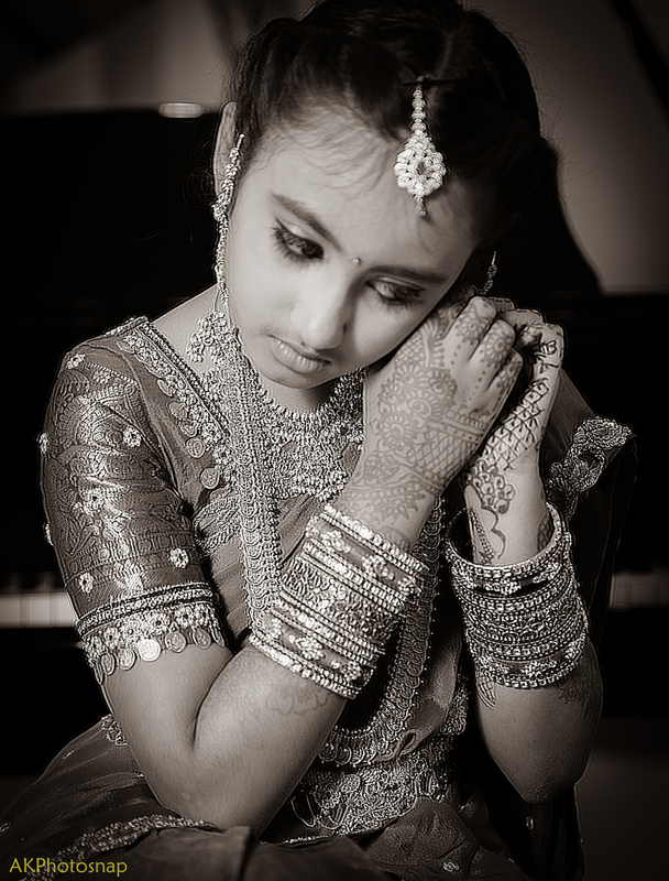 Tanvi  Nitya HS Event 2019-05-25-17h59m55-1(1).jpg