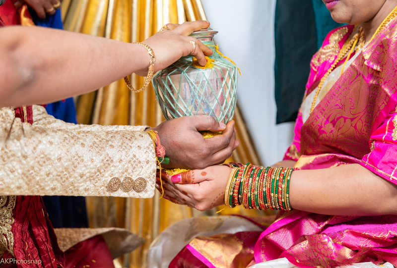 V  R Wedding 2021-01-06-22h21m13(1).jpg