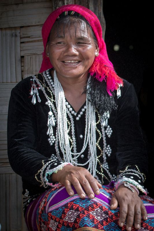 myanmar_AD4A7559.jpg :: Woman from Kachin ethnic group. Shan State, Myanmar.
