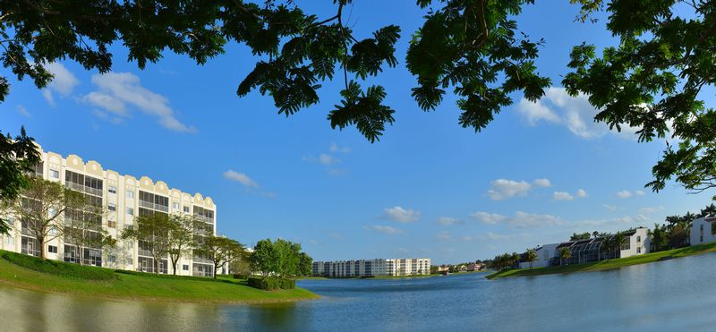 DI_Community-Apartments.jpg