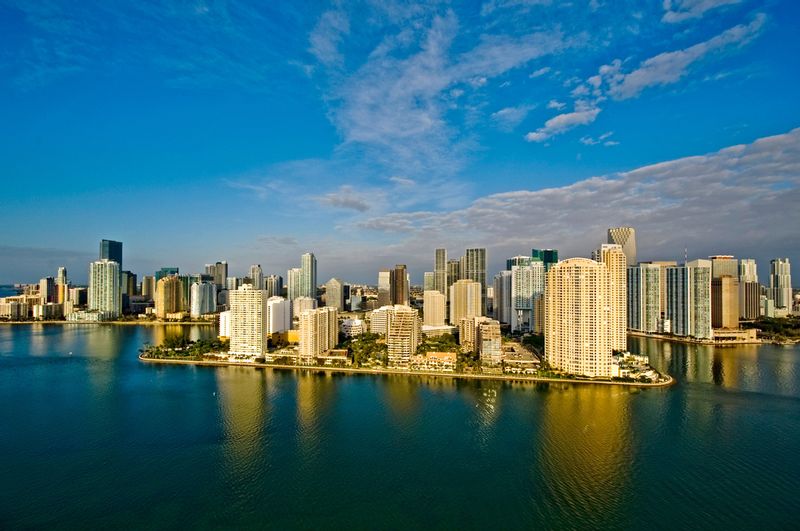 Miami-Downtown_skies_March_2010-(ENH)1.jpg