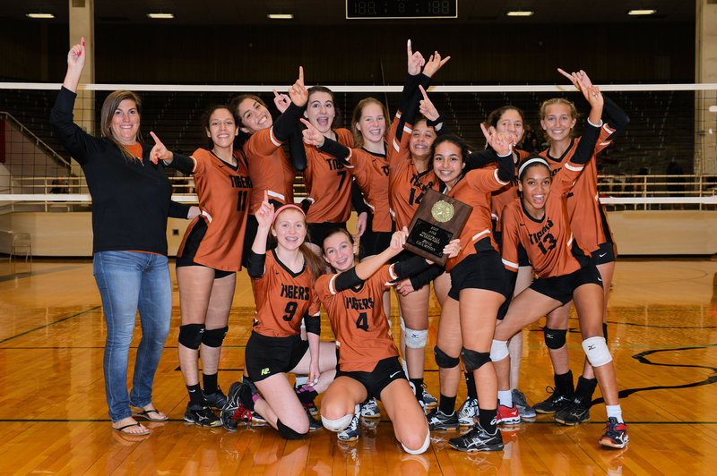 TeamPic4(1).jpg