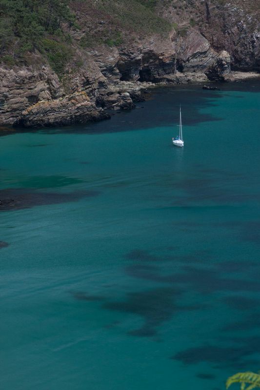 Finistere France Shoreline.jpg
