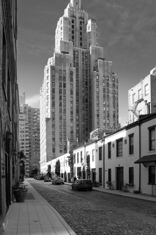 Washington Mews New York City.jpg