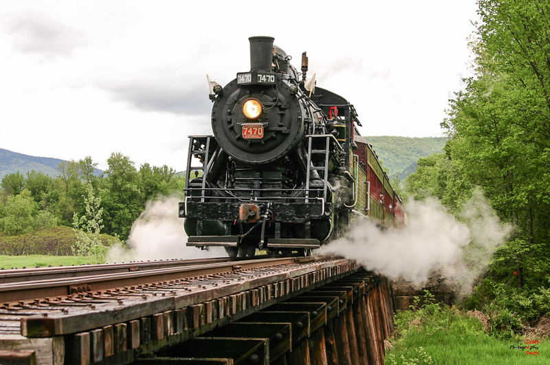 7470 on the Trestle-CRW_8581_JFR.jpg