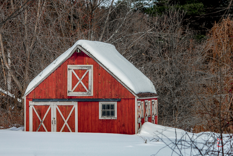 Londonderry Red Barn 1-IMG_2629(1).jpg