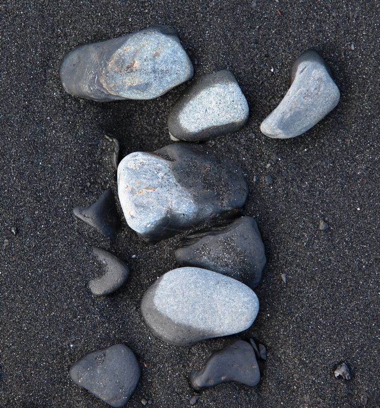 Rocks in the beach (2)1.jpg