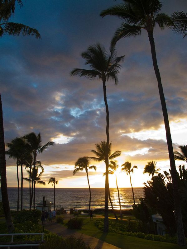 Sunset at beach1.jpg