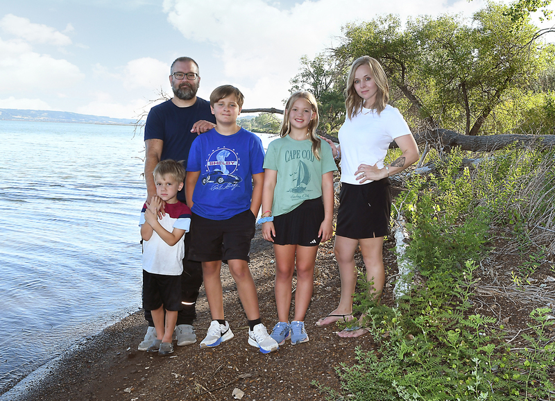 Family 10 C cropped 1.jpg