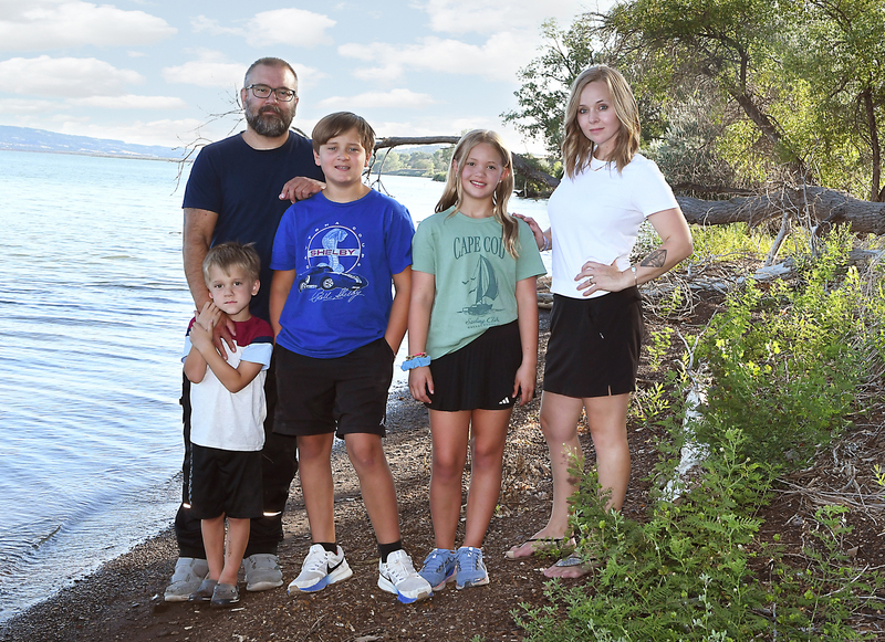 Family 11 B cropped 2.jpg