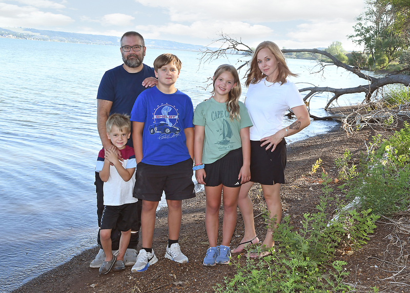 Family 3 Face B cropped.jpg