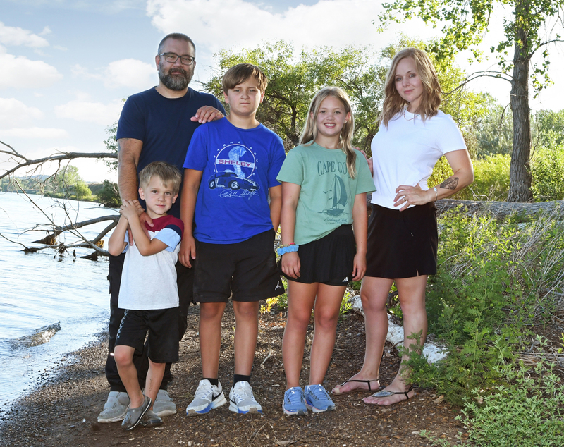 Family 5 B cropped 2.jpg