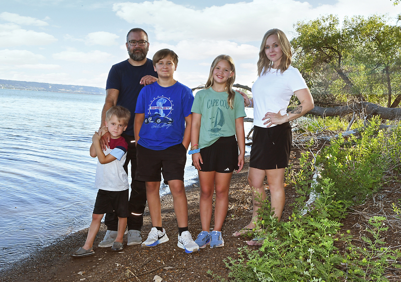 Family 9 Face B cropped 1.jpg