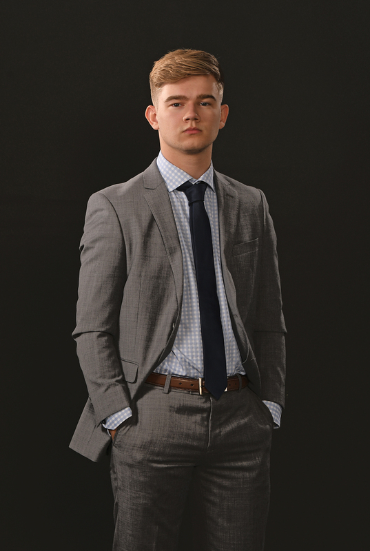 Outdoors 60 ret(1).jpg