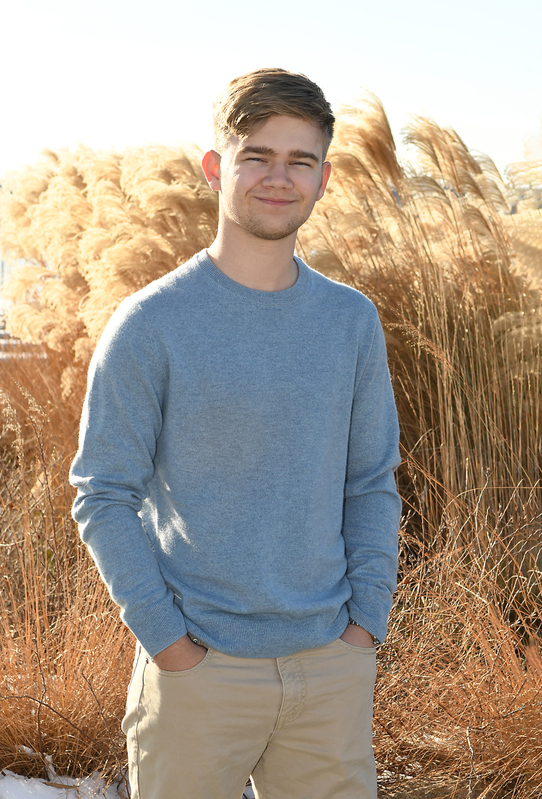 Outdoors 85 ret B(1).jpg