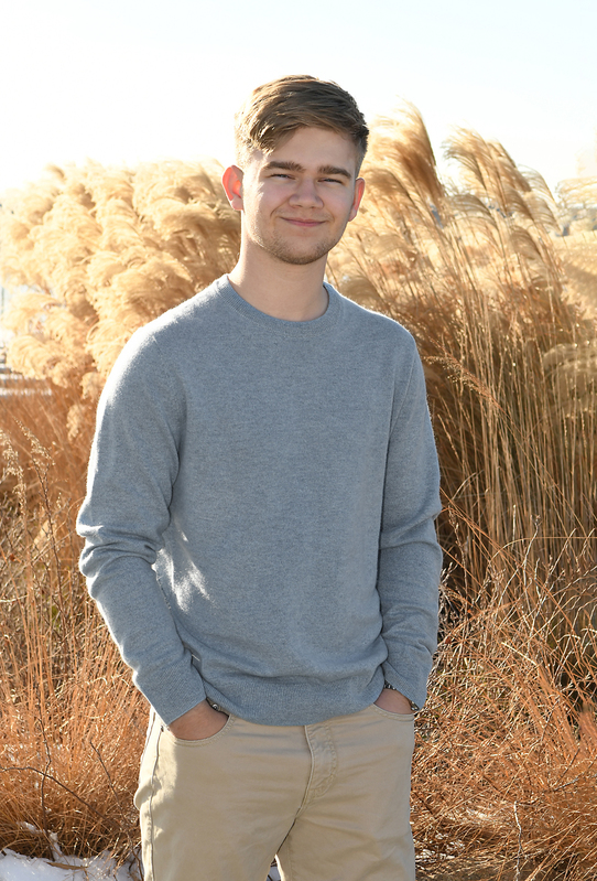 Outdoors 85 ret(1).jpg