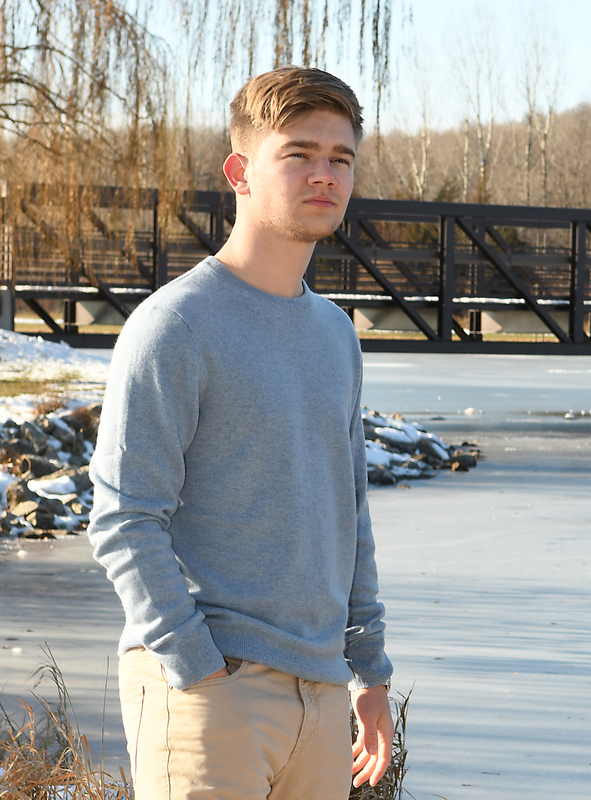 Outdoors 87 cropped 2(1).jpg