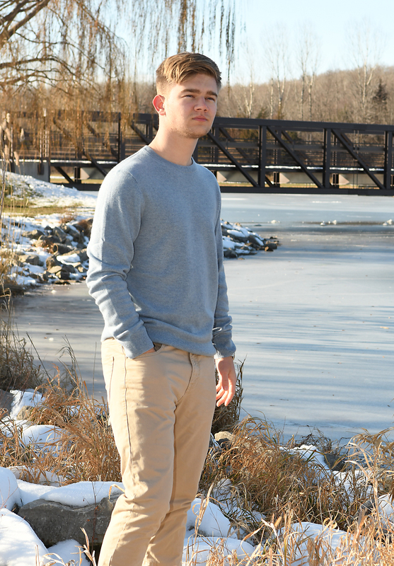 Outdoors 87 cropped(1).jpg