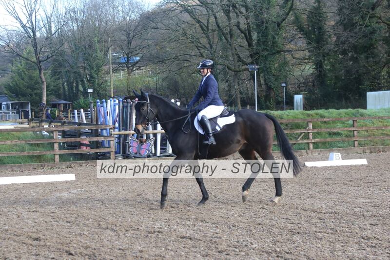 YYM_0118(1) :: 4. Amy Roberts - 30/11/25 :: kdm-photography