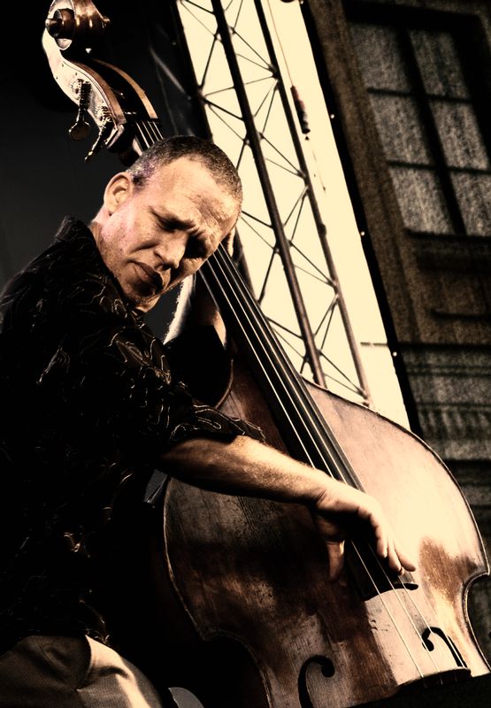 Avishai Cohen.jpg