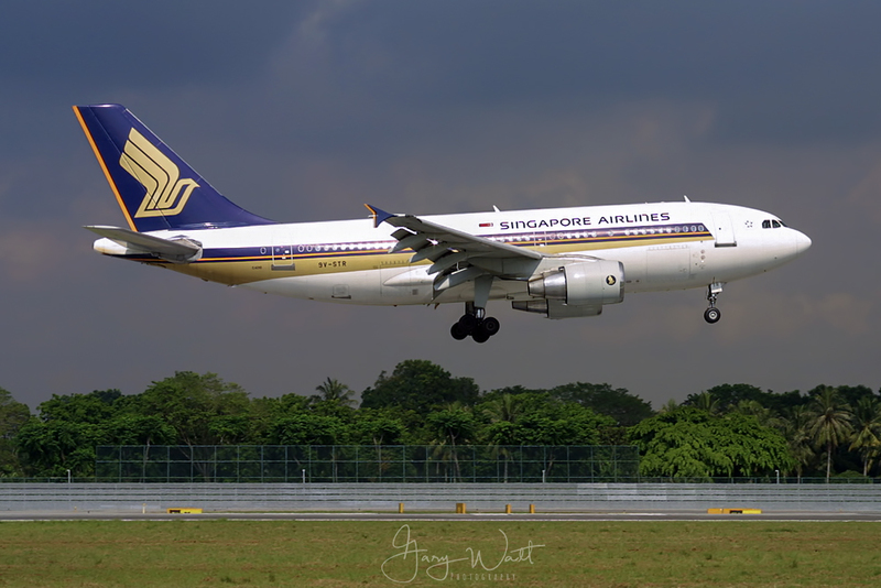 9vstr_sin141101.jpg :: Singapore Airlines, Airbus A310, Singapore.