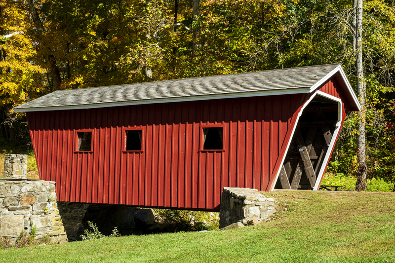 CT Kent Falls Covered Bridge_100  8x12 12x18 x16x24 20x30 24x36.jpg