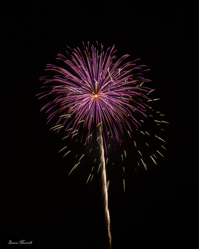 Fireworks_8x10_576A9743.jpg