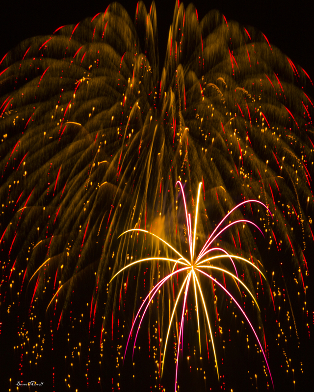 Fireworks_8x10_576A9764.jpg