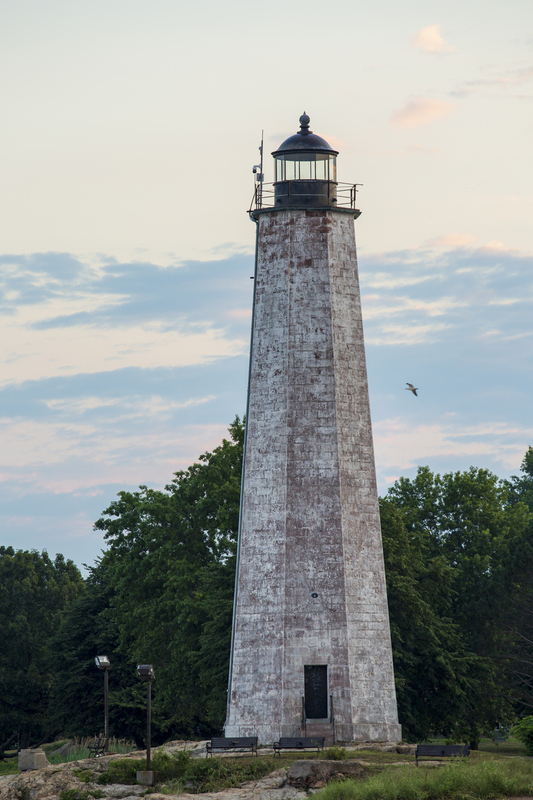 New Haven Harbor lighthouse_576A7225  8x12 12x18 16x24 20x30 24x36.jpg