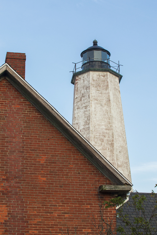 New Haven Harbor lighthouse_576A7241  8x12 12x18 16x24 20x30 24x36(1).jpg