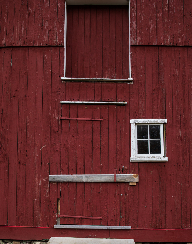 red barn_2M0A0432.jpg