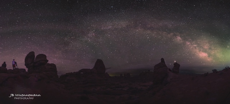 Arches Turrett Panorama Milkyway.jpg