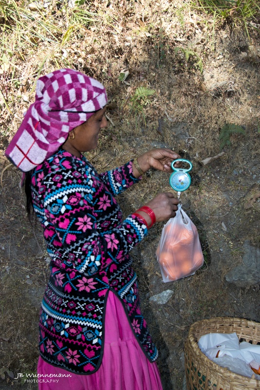 Buying Oranges on Annapurna Trek_1.jpg