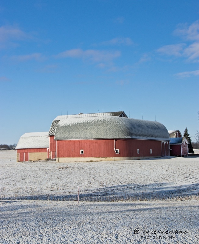 Curved Red Barn with Snow(1)_1.jpg :: Curved Red Barn in Manchester Township Michigan