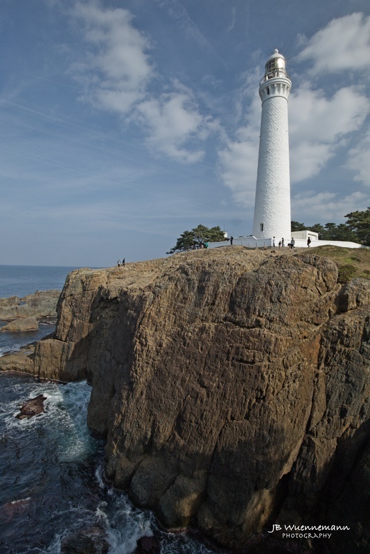 Hinomisaki Light House on the Edge_1_1_1.jpg