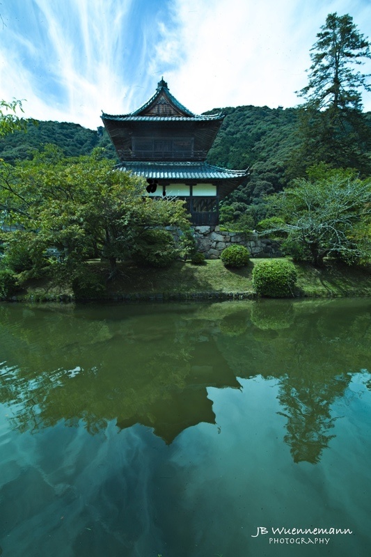 Kikko Shrine reflection_1.jpg