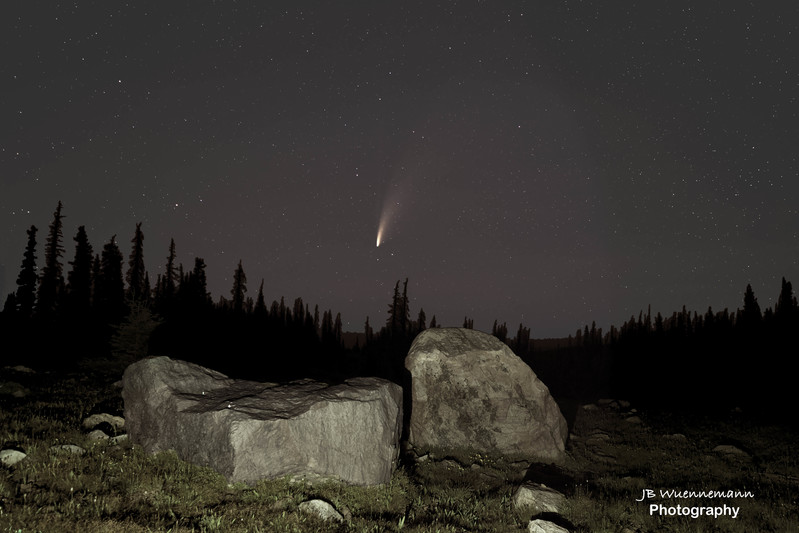 Neowise Medicine Bow Forest.jpg :: Made from 6 light frames by Starry Landscape Stacker 1.8.0.  Algorithm: Min Horizon Star Dupe