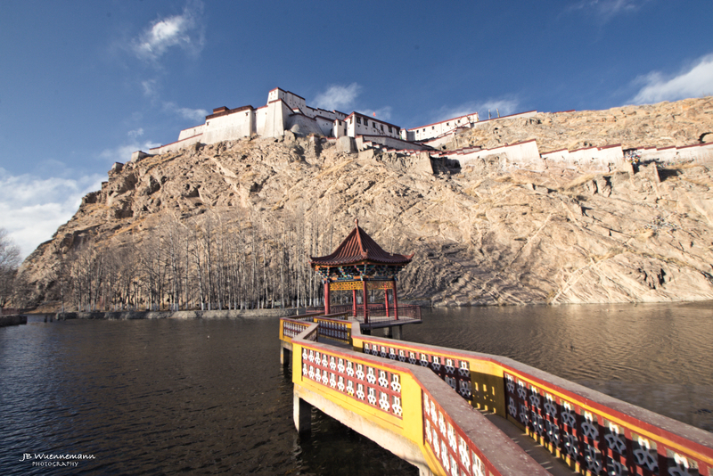Xigaze Temple.jpg
