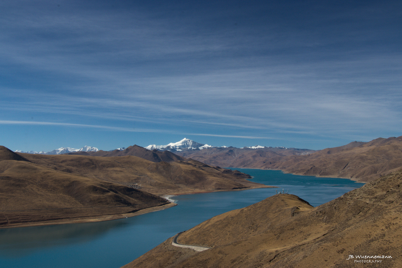 Yamdrok Lake.jpg