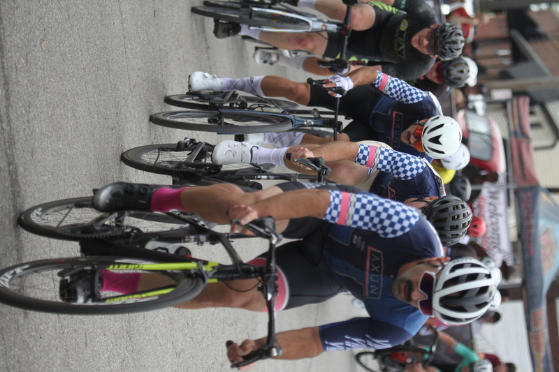 Giro della Montagna 2025 B -LIX.jpg :: Giro della Montagna 2025/Gateway Cup 2025 - Men's CAT 3/4, 50 minutes of racing, August 31st 2025 - The Giro della Montagna presented VOLPI Foods - the third stop of the Bommarito Audi West County Gateway Cup and the final event of the American Criterium Cup. The course is called -The Hill- for a reason. Long and rectangular the uphill race from turn 2 to turn 3 decides the race. Toun 4 leads to a Mach 5 downhill sprint, making lap positioning critical. Presented by VOLPI Foods - Union Cycliste Internationale - UCI Racing License - Designed for individuals racing in UCI events on US soil or abroad. USA Cycling's International membership grants you immediate access to thousands of bike races across the world. -USA Cycling website-