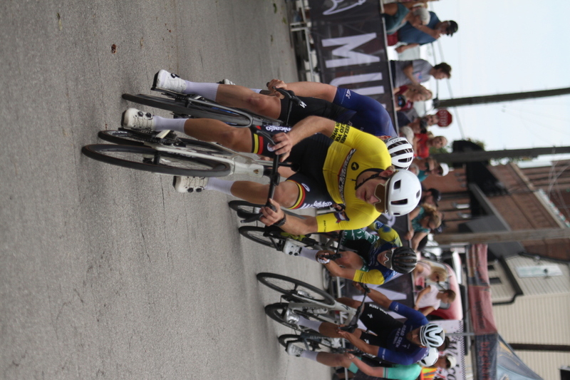 Giro della Montagna 2025 B -XXXXIII.jpg :: Giro della Montagna 2025/Gateway Cup 2025 - Men's CAT 3/4 - August 31st 2025 - 50 minutes of racing, The Giro della Montagna presented by VOLPI Foods - the third stop of the Bommarito Audi West County Gateway Cup and the final event on the American Criterium Cup. The course is called -The Hill- for a reason. Long and rectangular the uphill race from turn 2 to turn 3 decides the race. Turn 4 leads to a Mach 5 downhill sprint, making lap positioning critical. - Presented by Volpi Foods - A criterium, or Crit, is a bike race consisting of several laps around a closed circuit, the length of each lap or ranging from about 400 meters to 10,000 meters. USA Cycling website