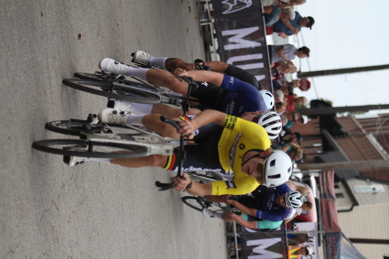 Giro della Montagna 2025 B -XXXXIV.jpg :: Giro della Montagna 2025/Gateway Cup 2025 - Men's CAT 3/4 - August 31st 2025 - 50 minutes of racing, The Giro della Montagna presented by VOLPI Foods - the third stop of the Bommarito Audi West County Gateway Cup and the final event on the American Criterium Cup. The course is called -The Hill- for a reason. Long and rectangular the uphill race from turn 2 to turn 3 decides the race. Turn 4 leads to a Mach 5 downhill sprint, making lap positioning critical. - Presented by Volpi Foods - A criterium, or Crit, is a bike race consisting of several laps around a closed circuit, the length of each lap or ranging from about 400 meters to 10,000 meters. USA Cycling website