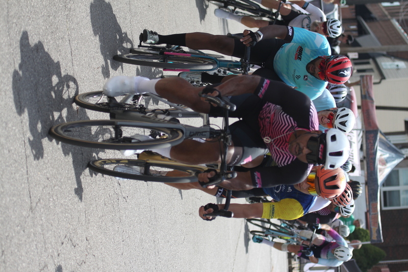 Giro della Montagna 2025 C -IX.jpg :: Giro della Montagna 2025/Gateway Cup 2025 - August 31st 2025 - Masters 40+ CAT 1-4 50 Minute race, Field of 150 - The Giro della Montagna presented by Volpi Foods - the third stop of the Bommarito Audi West County Gateway Cup and the final event on the American Criterium Cup. The course is called - The Hill - for a reason long and rectangular the uphill race from turn 2 to turn 3 decides the race. Turn 4 leads to a Mach 5 downhill sprint, making lap positioning critical. - Presented by Volpi Foods - USA Cycling 