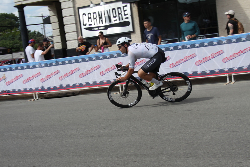 Giro della Montagna 2025 C -LXXXIV.jpg :: Giro della Montagna 2025/Gateway Cup 2025 - August 31st 2025 - CAT 2-3, 55 Minutes of racing, a field of 150, The Giro della Montagna presented by VOLPI FOODS - the third stop of the Bommarito Audi West County Gateway Cup and the final event on the America Criterium Cup circuit. The course is called -The Hill- for a reason long and rectangular, the uphill race from turn 2 to turn 3 decides the race. Turn 4 leads to a Mach 5 uphill sprint, making lap positioning critical. - presented by VOLPI FOODS - USA Cycling offers various license for cyclists including annual and one-day options, to participate in sanctioned events across the country. -USA Cycling- This license allows unlimited access to over 3,000 USA Cycling -Sanctionedevents throughout the year, provides insurance coverage during events, and supports athlete development programs. It is valid until December 31st of the year purchased. International Race License - This license is required for cyclists wishing to compete in international events and must be obtained prior to registration for competitions like the World Championships. -USA Cycling website-