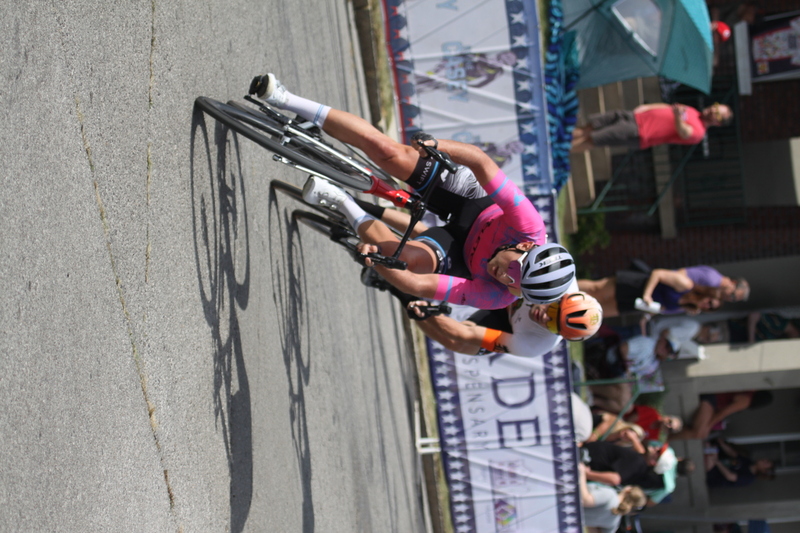Giro della Montagna 2025 C -XVIII.jpg :: Giro della Montagna 2025/Gateway Cup 2025 - August 31st 2025 - Masters 40+ CAT 1-4 50 Minute race, Field of 150 - The Giro della Montagna presented by Volpi Foods - the third stop of the Bommarito Audi West County Gateway Cup and the final event on the American Criterium Cup. The course is called - The Hill - for a reason long and rectangular the uphill race from turn 2 to turn 3 decides the race. Turn 4 leads to a Mach 5 downhill sprint, making lap positioning critical. - Presented by Volpi Foods - USA Cycling 
