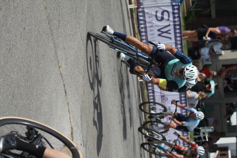 Giro della Montagna 2025 C -XX.jpg :: Giro della Montagna 2025/Gateway Cup 2025 - August 31st 2025 - Masters 40+ CAT 1-4 50 Minute race, Field of 150 - The Giro della Montagna presented by Volpi Foods - the third stop of the Bommarito Audi West County Gateway Cup and the final event on the American Criterium Cup. The course is called - The Hill - for a reason long and rectangular the uphill race from turn 2 to turn 3 decides the race. Turn 4 leads to a Mach 5 downhill sprint, making lap positioning critical. - Presented by Volpi Foods - USA Cycling 