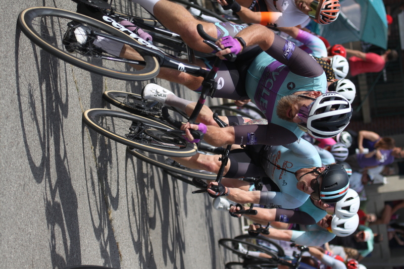 Giro della Montagna 2025 C -XXIX.jpg :: Giro della Montagna 2025/Gateway Cup 2025 - August 31st 2025 - Masters 40+ CAT 1-4 50 Minute race, Field of 150 - The Giro della Montagna presented by Volpi Foods - the third stop of the Bommarito Audi West County Gateway Cup and the final event on the American Criterium Cup. The course is called - The Hill - for a reason long and rectangular the uphill race from turn 2 to turn 3 decides the race. Turn 4 leads to a Mach 5 downhill sprint, making lap positioning critical. - Presented by Volpi Foods - USA Cycling 