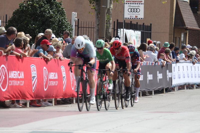 Giro della Montagna 2025 C -XXXVI.jpg :: Giro della Montagna 2025/Gateway Cup 2025 - August 31st 2025 - Masters 40+ CAT 1-4 50 Minute race, Field of 150 - The Giro della Montagna presented by Volpi Foods - the third stop of the Bommarito Audi West County Gateway Cup and the final event on the American Criterium Cup. The course is called - The Hill - for a reason long and rectangular the uphill race from turn 2 to turn 3 decides the race. Turn 4 leads to a Mach 5 downhill sprint, making lap positioning critical. - Presented by Volpi Foods - USA Cycling 