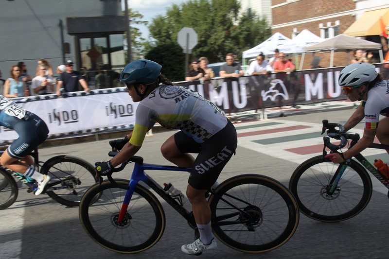 Giro della Montagna 2025 D -LXXXXIII.jpg :: Giro della Montagna 2025/Gateway Cup 2025, American Criterium Cup 2025, Race Stage 6, Womens Pro Cycling CAT 1-2, 70 minutes of racing, a field of 150 women racers, Stop 6 - Bommarito Audi Wets County Gateway Cup, Four days of racing over Labor Day Weekend, The Bommarito Audi West County Gateway Cup feature four of St. Louis Signature neighborhoods and the final stage of the American Criterium Cup at the Classic Giro della Montagna Criterium. -USA Cycling- Union Cycliste Internationale (UCI) is world governing body of cycling, recognized by the International Olympic Commitee (IOC). It was founded on 14 April 1900 in Paris (France). Its headquarters have been located at the UCI World Cycling Centre (WCC) in Aigle (Switzerland). The UCI has 205 National Federations spread across five continental Confederations. USA Cycling has a membership of 80,000, sanctions over 2,500 events annually, and is a member of the Union Cycliste Internationale (UCI) and the United States Olympic & Paralympic Committee (USOPC). -USA Cycling- The Gateway Cup is Governed and Sanctioned by USA Cycling. 